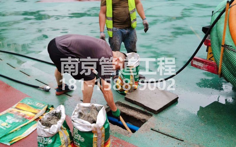 218光华路管道清淤