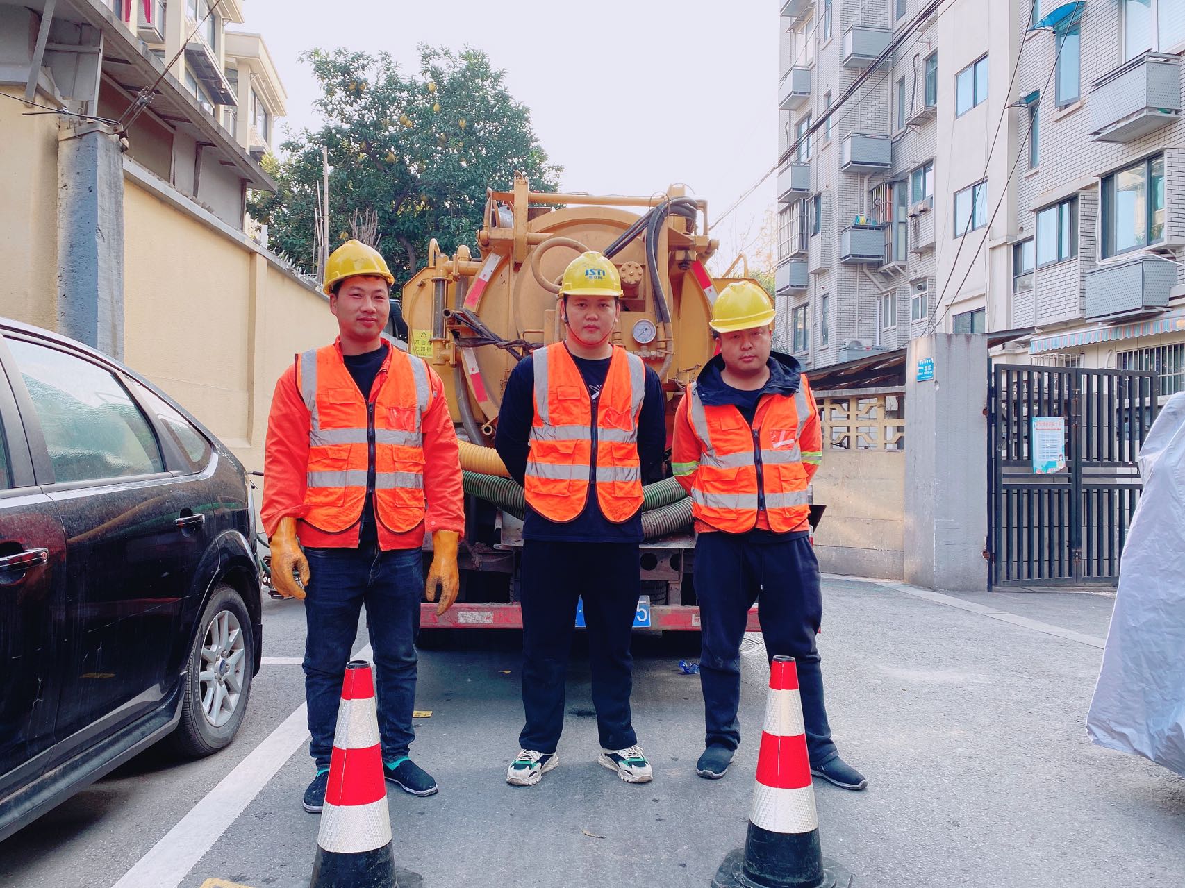 光华路南京某小区管道清淤检测施工